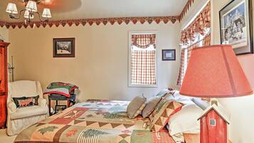 4 bedrooms, iron/ironing board, free cots/infant beds, bed sheets