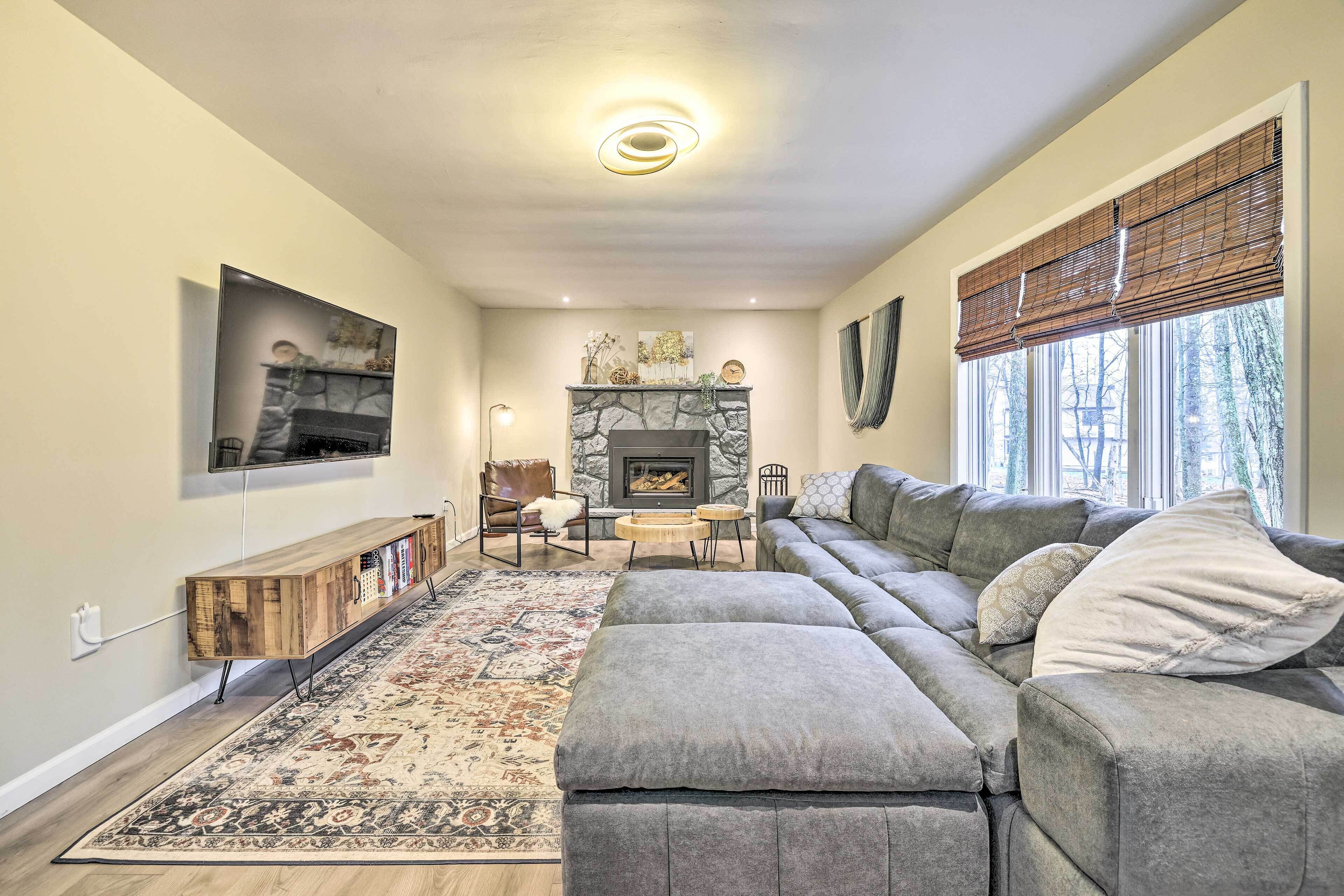 Spacious East Stroudsburg Home w/ Hot Tub!