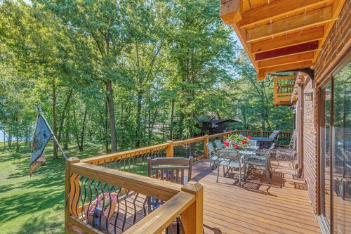 Waterfront Lake Barkley Home w/ Deck & Fire Pit!
