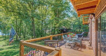 Waterfront Lake Barkley Home w/ Deck & Fire Pit!