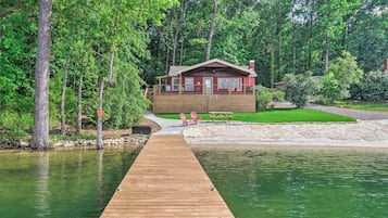 House (2 Bedrooms) | Front of property