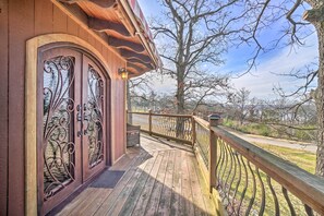 House (1 Bedroom) | Interior