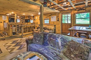 House (1 Bedroom) | Interior