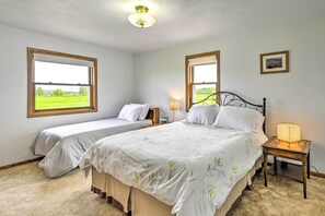 House (3 Bedrooms) | Interior - Stunning Wisconsin Retreat on Active Farm! (Arena)