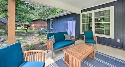 Stunning Avinger Retreat on Lake O' the Pines