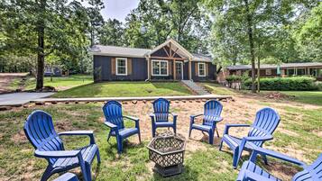 House (3 Bedrooms) | Front of property