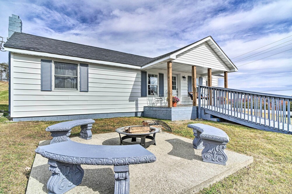 Updated Beattyville Ranch-style Home w/ Yard!
