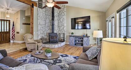 Updated Cottonwood Home w/ Patio & Fire Pit!