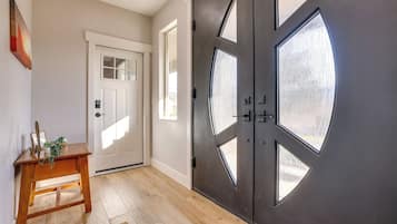 ์ฝํฐ์ง (1 Bedroom) | ๋ด๋ถ
