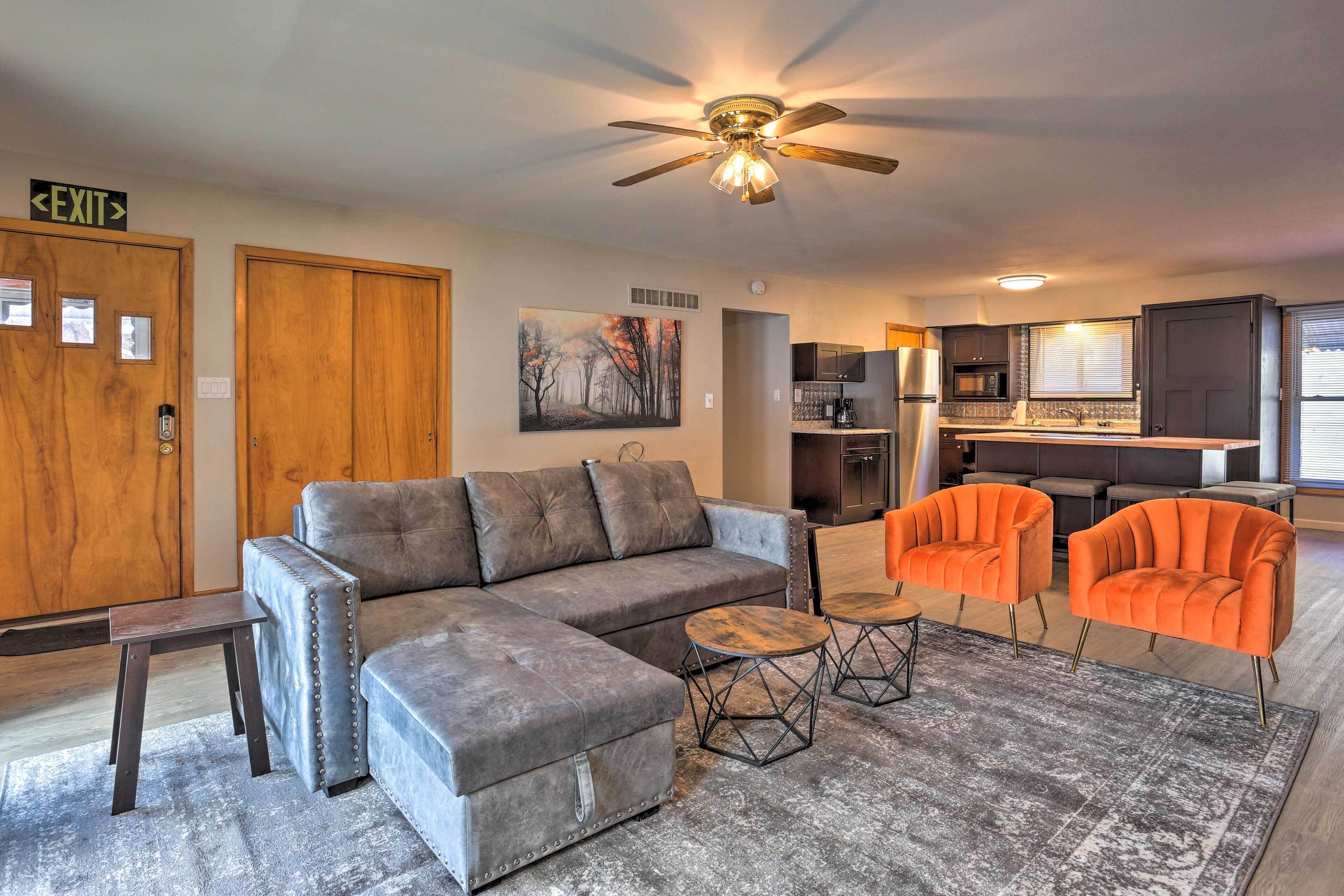 Apartment (3 Bedrooms) | Front of property