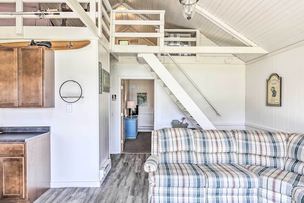 House (2 Bedrooms) | Interior