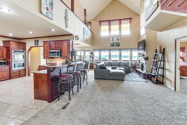 Rumah (Multiple Bedrooms) | Interior