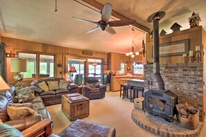 Cottage (2 Bedrooms) | Interior