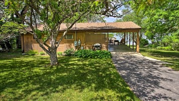 Cottage (2 Bedrooms) | Interior