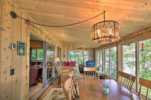 Cottage (2 Bedrooms) | Interior