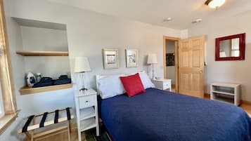 2 makuuhuonetta, silitysrauta/-lauta, ilmainen Wi-Fi, vuodevaatteet