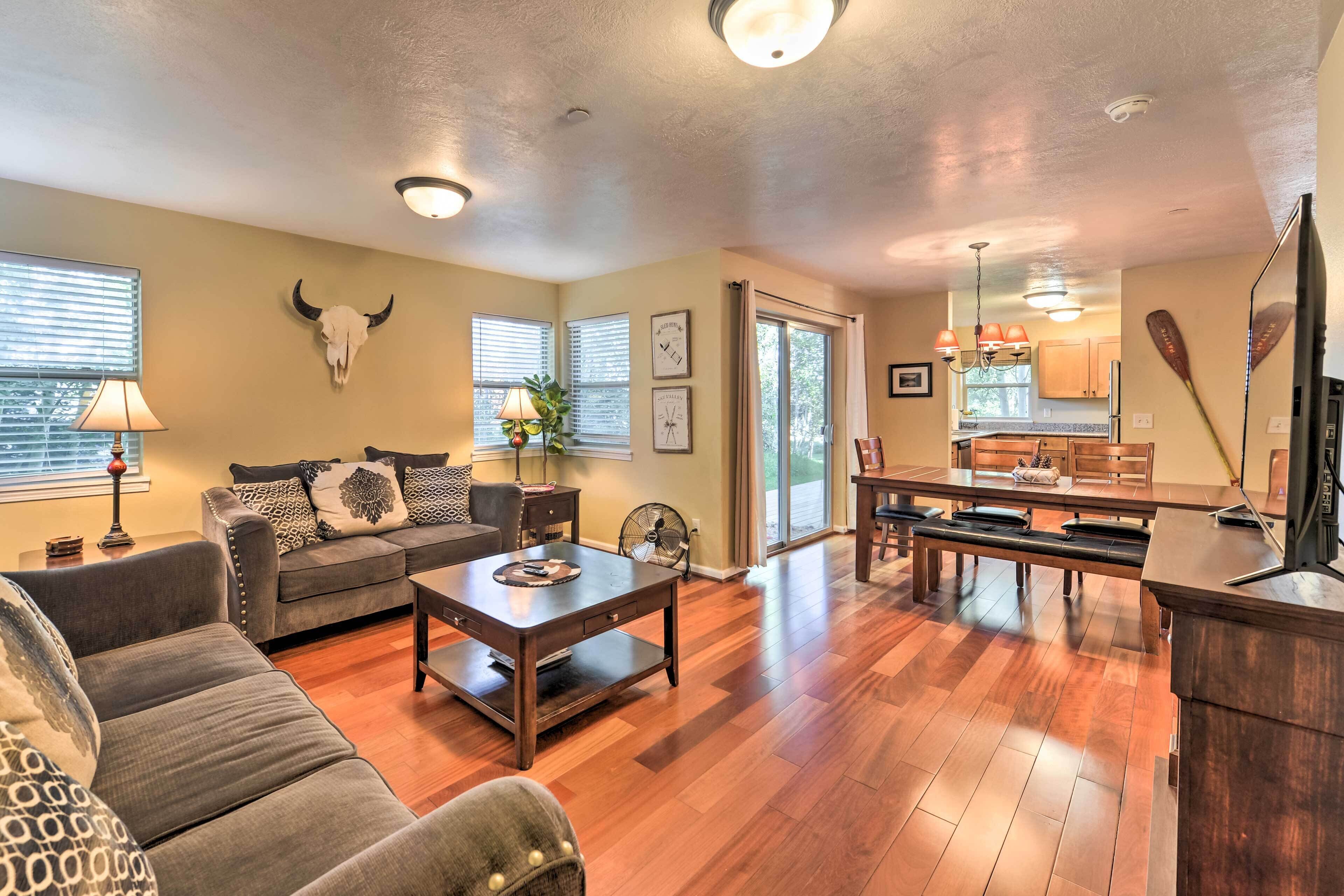 Apartment (2 Bedrooms) | Front of property