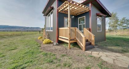 Beautiful Ranch Cottage - 45 Mi to Yellowstone NP!