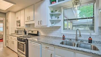 Nhà (4 Bedrooms) | Nội thất