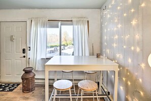 Apartment (1 Bedroom) | Interior - First-floor Hunter Condo < 1 Mi to Slopes! (Hunter)