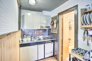 Interior - First-floor Hunter Condo < 1 Mi to Slopes! (Hunter)