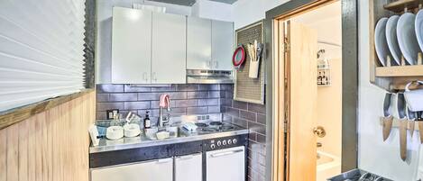 Apartment (1 Bedroom) | Interior