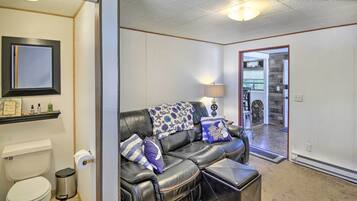 Cottage (2 Bedrooms) | Interior