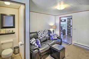 Cottage (2 Bedrooms) | Interior