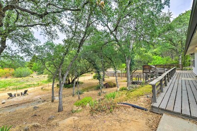Charming Home < 10 Mi to Sequoia Nat'l Park!