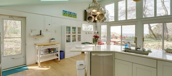 Beachfront Lake Michigan Cottage: Fire Pit & Deck