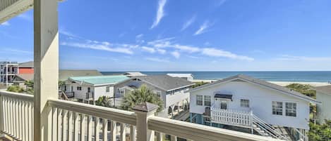 House (4 Bedrooms) | Front of property