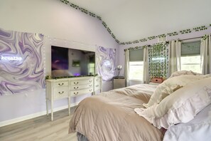 House (5 Bedrooms) | Interior