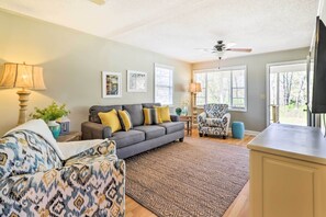 Casa (2 Bedrooms) | Interior