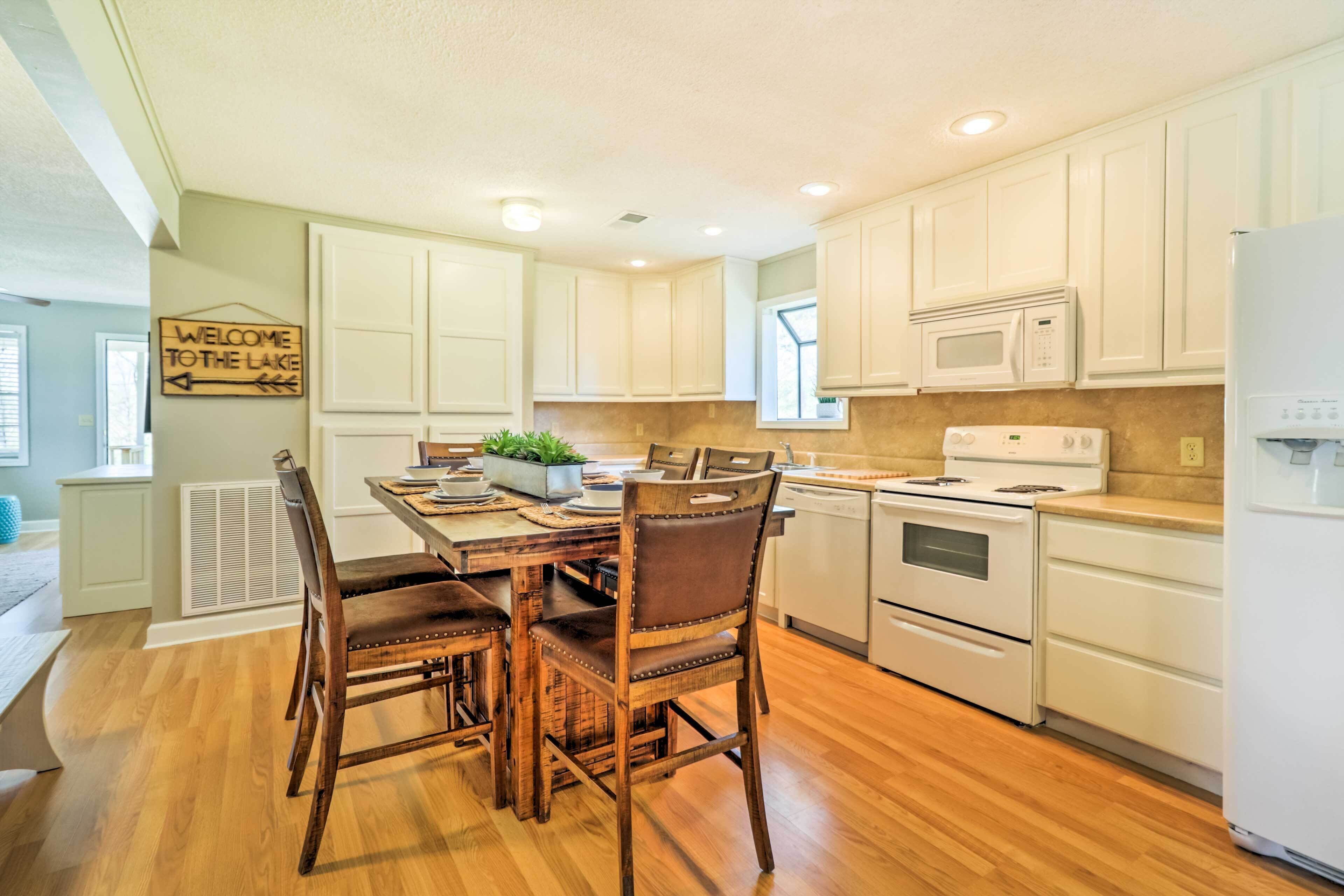 House (2 Bedrooms) | Interior