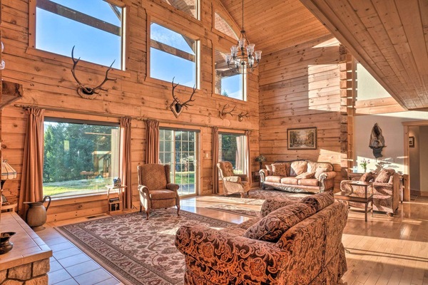 House (3 Bedrooms) | Interior