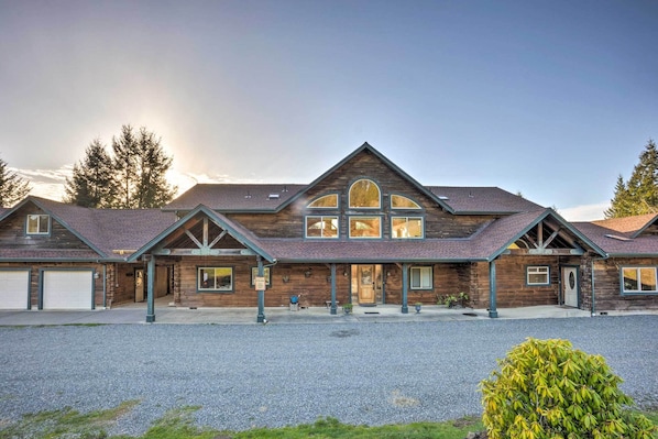 House (3 Bedrooms) | Front of property