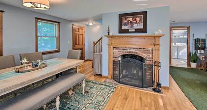 Charming Saco Home w/ Deck, 5 Mi to Beach!