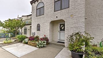 شقة (3 Bedrooms) | المنشأة من الداخل