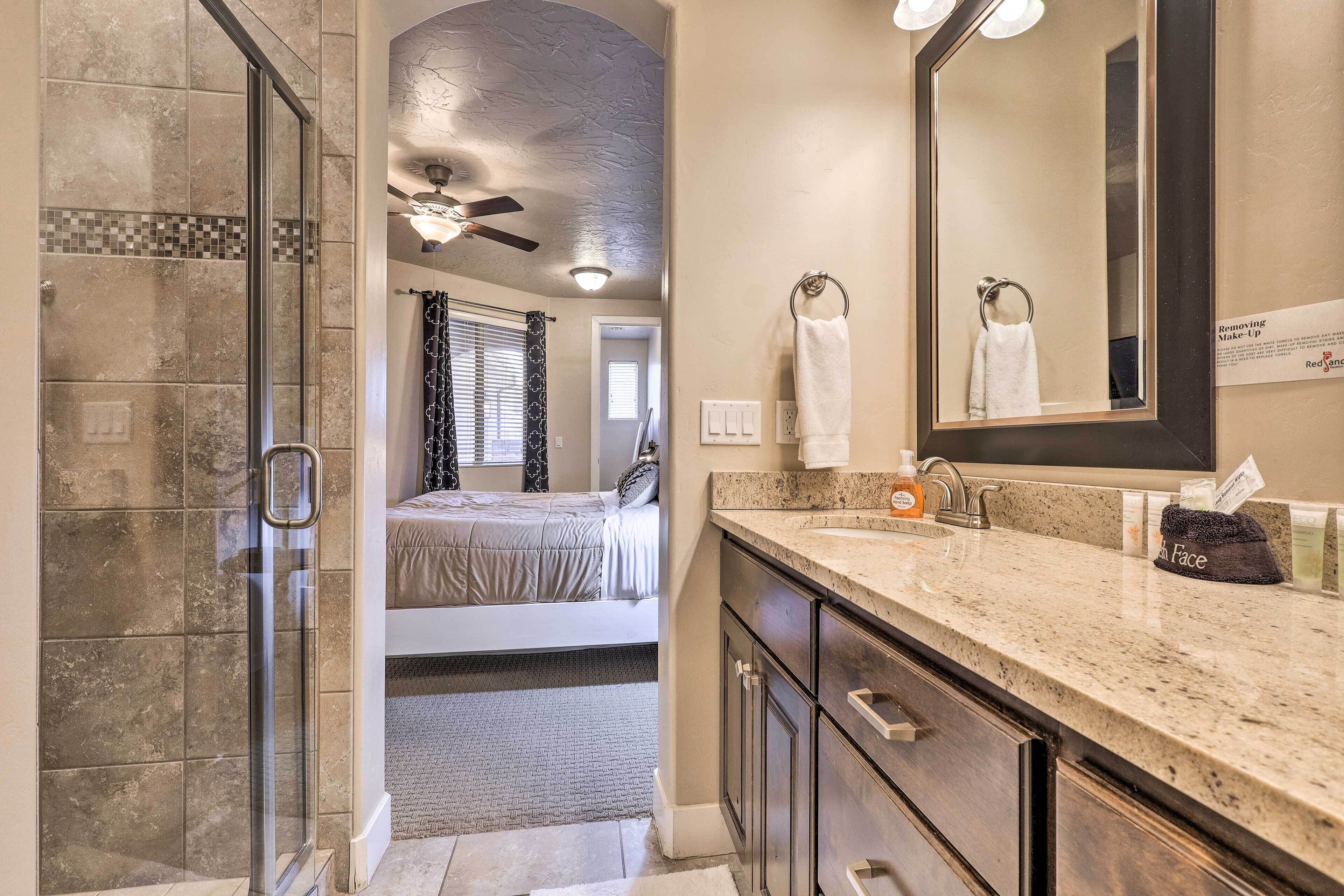 Bright Washington Condo: Near Parks & Trails!