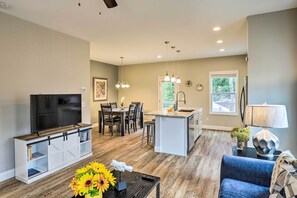 House (3 Bedrooms) | Interior - Modern Candler Home w/ Deck & Yard! (Candler)