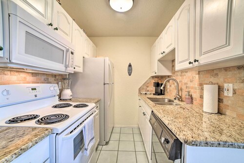 Coastal Condo w/ Dock Access, 2 Miles to Beach!