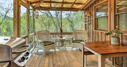 Cozy Hatteras Island Abode ~ 1 Mi to Frisco Beach!