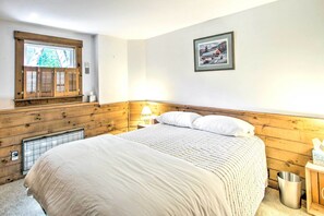 House (4 Bedrooms) | Interior - Cozy North Conway Home: Walk to Slopes & Dtwn (North Conway)