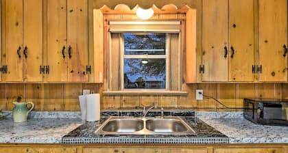 Cozy Graham Retreat ~ 3 Mi to Lake Eddleman!