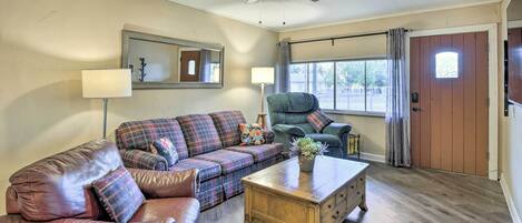 Rumah (2 Bedrooms) | Bagian depan properti