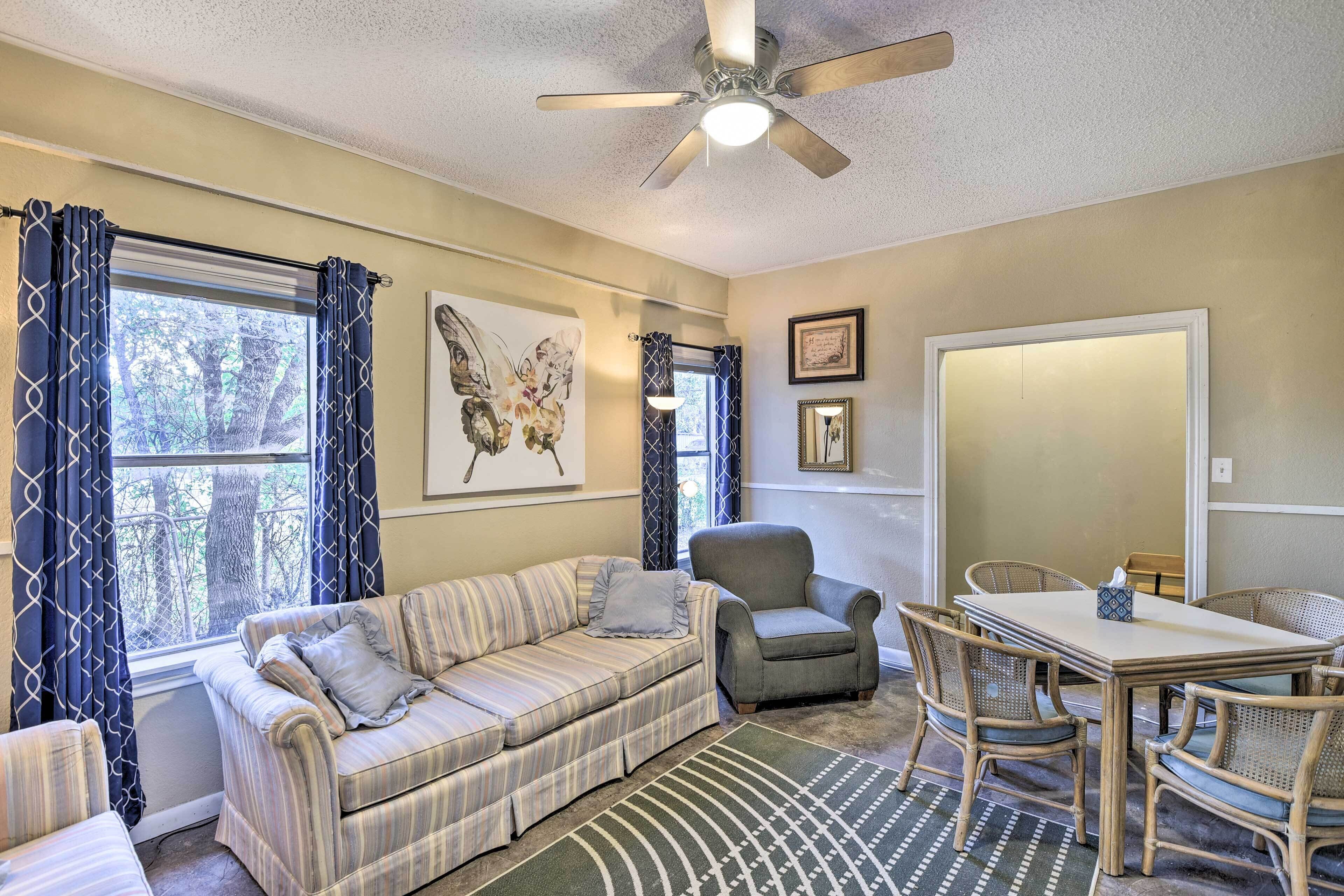 Cozy Graham Retreat ~ 3 Mi to Lake Eddleman!