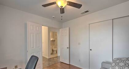 Cozy Home w/ Hot Tub ~ 13 Mi to Sacramento
