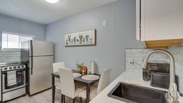 House (1 Bedroom) | Interior