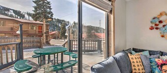 Cozy Red River Condo - Walk to Chair Lift!