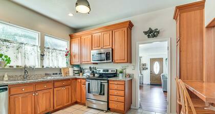 Walk to Crown Zellerbach Trl: PNW 'celestial Inn'